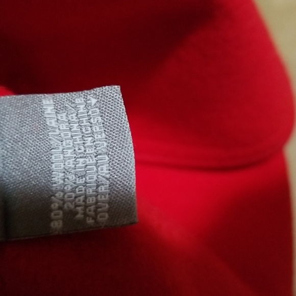 Ellen Tracy beautiful Red swing coat - Picture 5 of 7